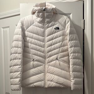 The North Face Women's White Puffer Jacket